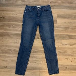 Francesca’s Harper blue jeans